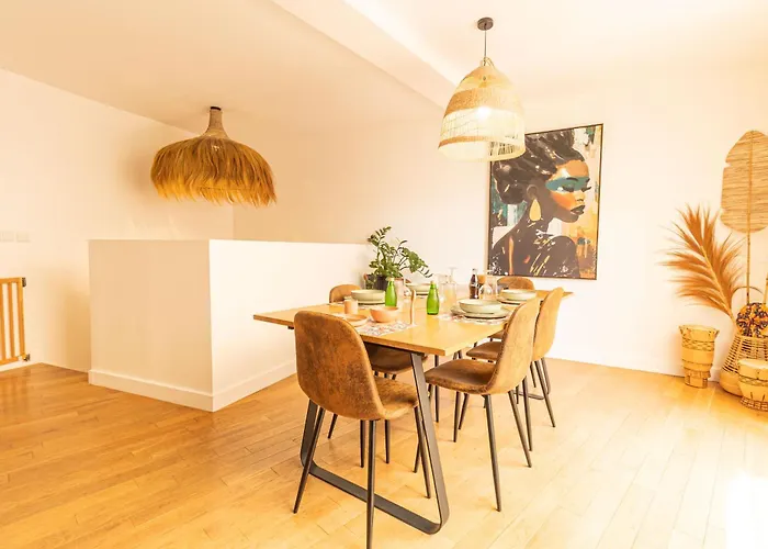 Afrobohome, Experience Atypique, Clim, 2 A 6 Personnes, Proche Centre Nimes, Garage Clos